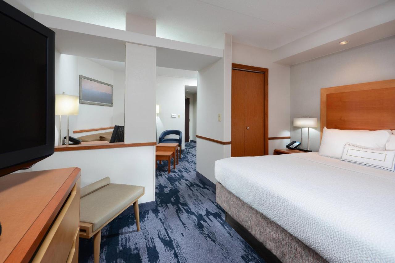 Fairfield Inn & Suites By Marriott Charlottesville North Exterior foto